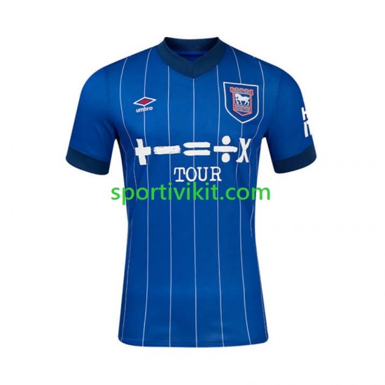 Ipswich Town Uomo Maglia Prima 2024-2025 Manica Corta Ipswich Town Uomo Maglia Prima 2024-2025 Manica Corta