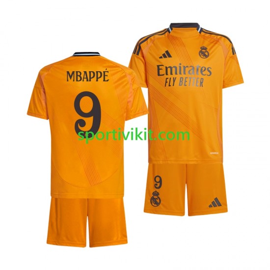 Completo da calcio Bambini Real Madrid Mbappé Kylian 9 Maglia Seconda 2024-2025 Manica Corta Completo da calcio Bambini Real Madrid Mbappé Kylian 9 Maglia Seconda 2024-2025 Manica Corta